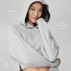 Alo Yoga Muse Hoodie Crop Grey Size Medium